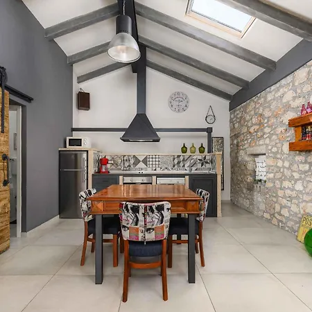In - Istrien 46925 Villa *